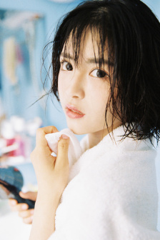 年轻的小峓子4中字BD